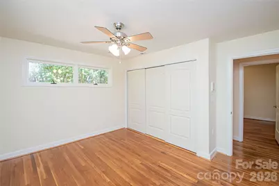 7400 Oakwood Lane, Charlotte, NC 28215 - Photo 36