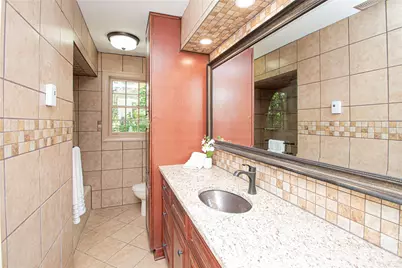 7400 Oakwood Lane, Charlotte, NC 28215 - Photo 32