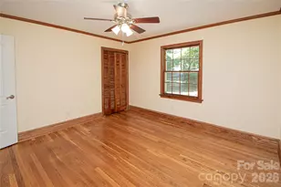7400 Oakwood Ln, Charlotte, NC 28215 - Photo 30