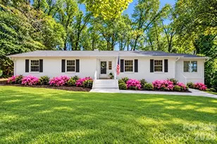 7400 Oakwood Ln, Charlotte, NC 28215 - Photo 1