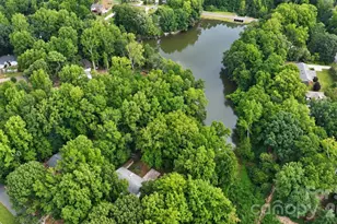 7400 Oakwood Ln, Charlotte, NC 28215 - Photo 8