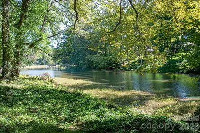 7400 Oakwood Lane, Charlotte, NC 28215 - Photo 6