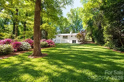 7400 Oakwood Lane, Charlotte, NC 28215 - Photo 4