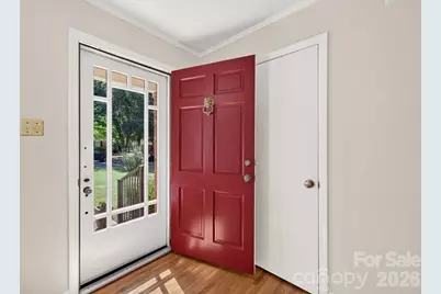 6000 Colchester Place, Charlotte, NC 28210 - Photo 2