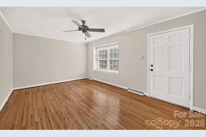 6000 Colchester Place, Charlotte, NC 28210 - Photo 16