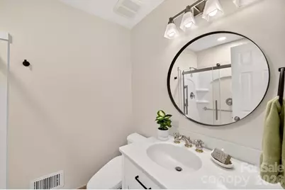 6000 Colchester Place, Charlotte, NC 28210 - Photo 24