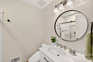 6000 Colchester Pl, Charlotte, NC 28210 - Photo 24