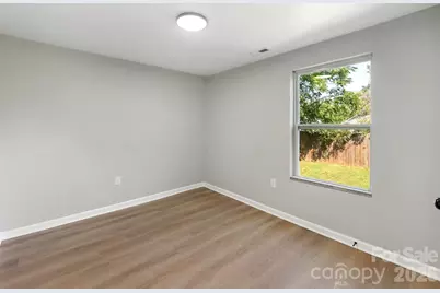 106 Park Street, Clover, SC 29710 - Photo 18