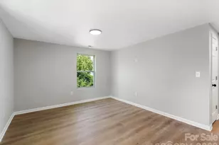 106 Park St, Clover, SC 29710 - Photo 8