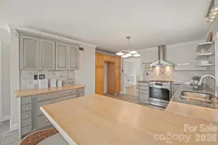 20919 Island Forest Dr, Cornelius, NC 28031 - Photo 18