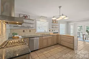 20919 Island Forest Dr, Cornelius, NC 28031 - Photo 14