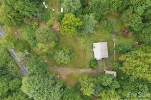 360 Poverty Branch Rd, Barnardsville, NC 28709 - Photo 34