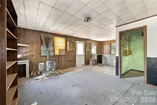 360 Poverty Branch Rd, Barnardsville, NC 28709 - Photo 26