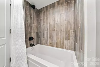 226 28th Avenue Place NE, Hickory, NC 28601 - Photo 34