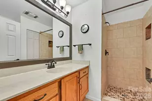 305 Piney Mountain Dr, Asheville, NC 28805 - Photo 8
