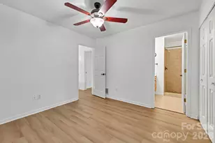 305 Piney Mountain Dr, Asheville, NC 28805 - Photo 10