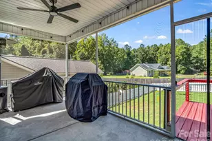 178 Page Creek Blvd, Landrum, SC 29356 - Photo 16
