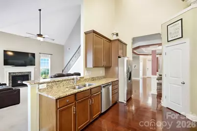 10110 Loch Lomond Drive, Charlotte, NC 28278 - Photo 8