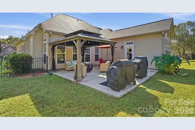 10110 Loch Lomond Drive, Charlotte, NC 28278 - Photo 26