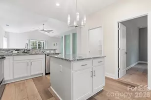 305 Harrison St, Charlotte, NC 28208 - Photo 16