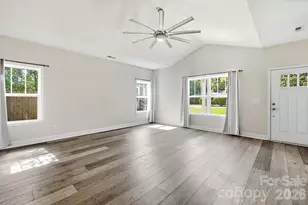 305 Harrison St, Charlotte, NC 28208 - Photo 8