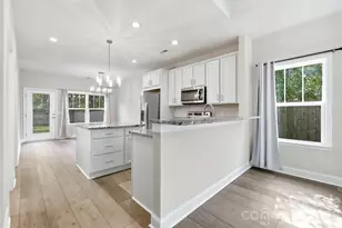 305 Harrison St, Charlotte, NC 28208 - Photo 10
