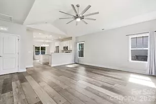 305 Harrison St, Charlotte, NC 28208 - Photo 6