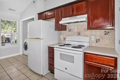 11108 White Stag Drive, Charlotte, NC 28269 - Photo 10