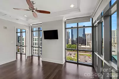 222 S Caldwell Street #1509, Charlotte, NC 28202 - Photo 8