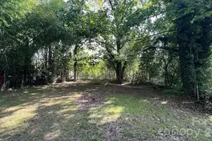 205 Seigle St, Lowell, NC 28098 - Photo 8