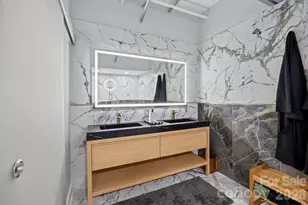 921 Westmere Ave, Charlotte, NC 28208 - Photo 24