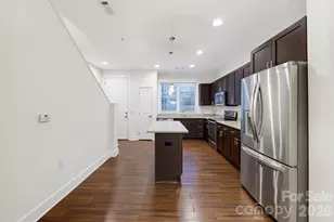 317 E Tremont Ave, Charlotte, NC 28203 - Photo 10