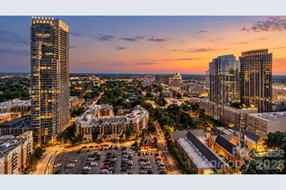 333 W Trade Street W #2603, Charlotte, NC 28202 - Photo 24