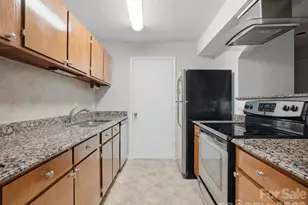 5024 Sardis Rd, Charlotte, NC 28270 - Photo 14