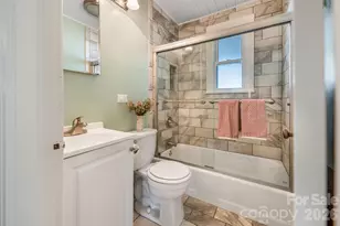 72 Fairfax Ave, Asheville, NC 28806 - Photo 12