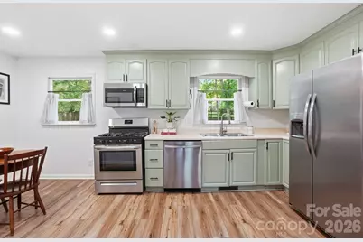 5060 Suwarrow Circle, Tega Cay, SC 29708 - Photo 4
