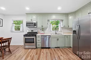 5060 Suwarrow Cir, Tega Cay, SC 29708 - Photo 4