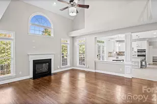 1911 Solway Ln, Charlotte, NC 28269 - Photo 8
