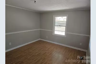 2782 West View Street, Hickory, NC 28601 - Photo 6