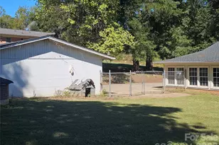 2782 W View St, Hickory, NC 28601 - Photo 22