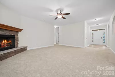 9 Saffron Way, Taylors, SC 29687 - Photo 4