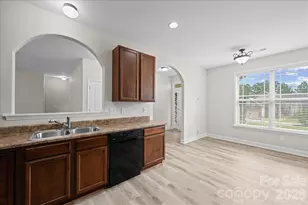 9 Saffron Way, Taylors, SC 29687 - Photo 12