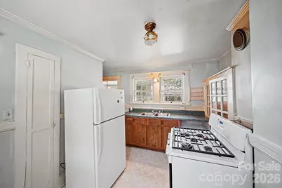 402 Heilig Avenue, Salisbury, NC 28144 - Photo 6