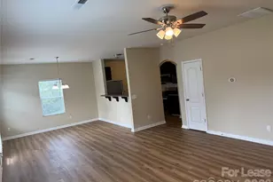 14304 Evening Flight Ln, Charlotte, NC 28262 - Photo 2