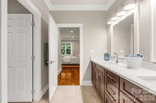 211 Towne Pl Dr, Hendersonville, NC 28792 - Photo 24
