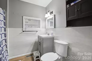 235 S Main St, Shelby, NC 28152 - Photo 10