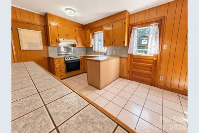 106 Valley View Street, Morganton, NC 28655 - Photo 10