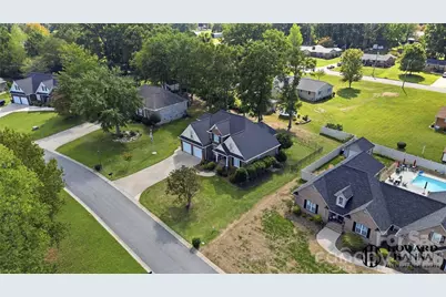 235 Landry Drive, Kings Mountain, NC 28086 - Photo 4