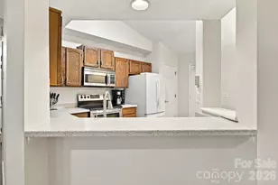 8536 Woodford Bridge Dr, Charlotte, NC 28216 - Photo 14