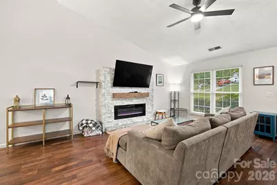 8536 Woodford Bridge Drive, Charlotte, NC 28216 - Photo 6